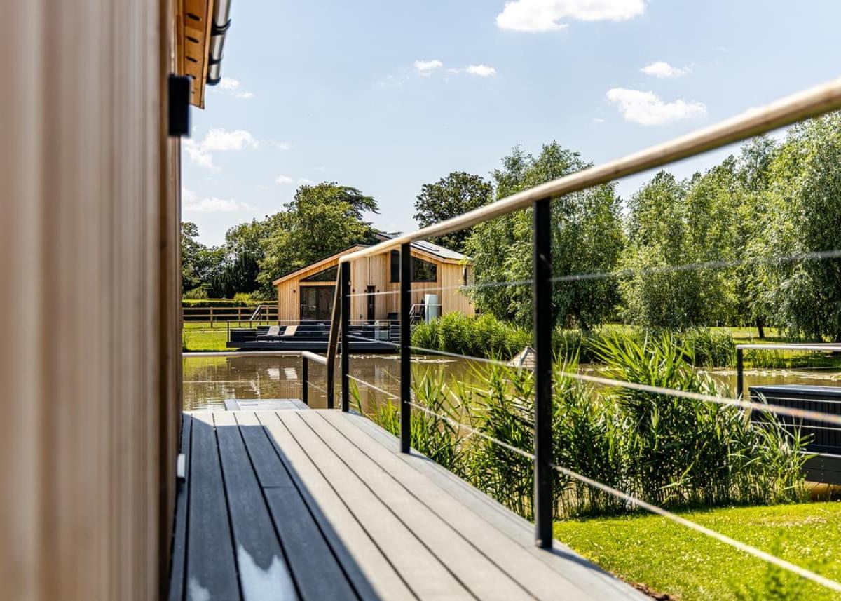 Woad Mill Lakeside Lodges Boston Esterno foto