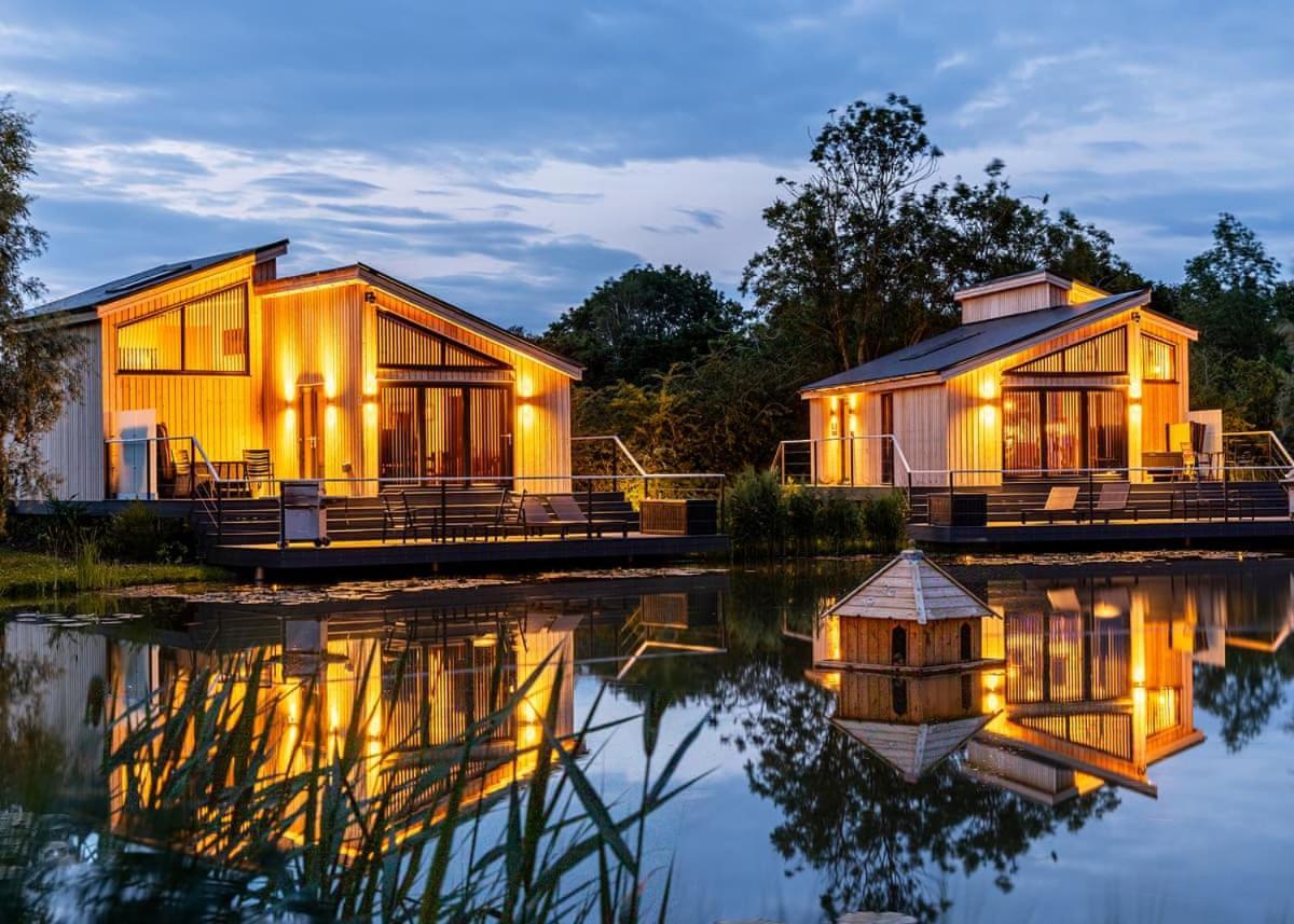 Woad Mill Lakeside Lodges Boston Esterno foto