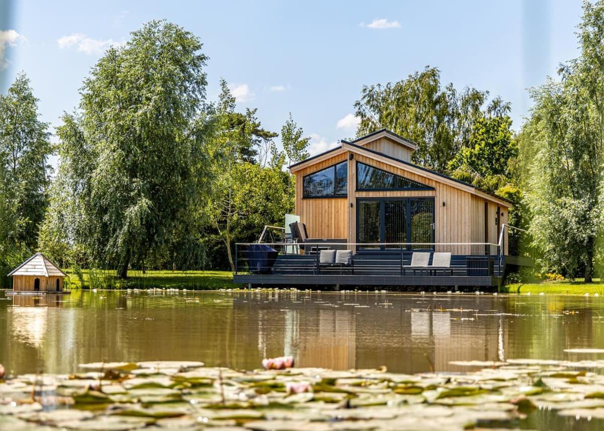 Woad Mill Lakeside Lodges Boston Esterno foto