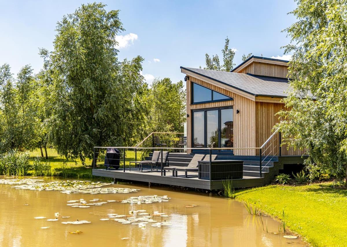 Woad Mill Lakeside Lodges Boston Esterno foto