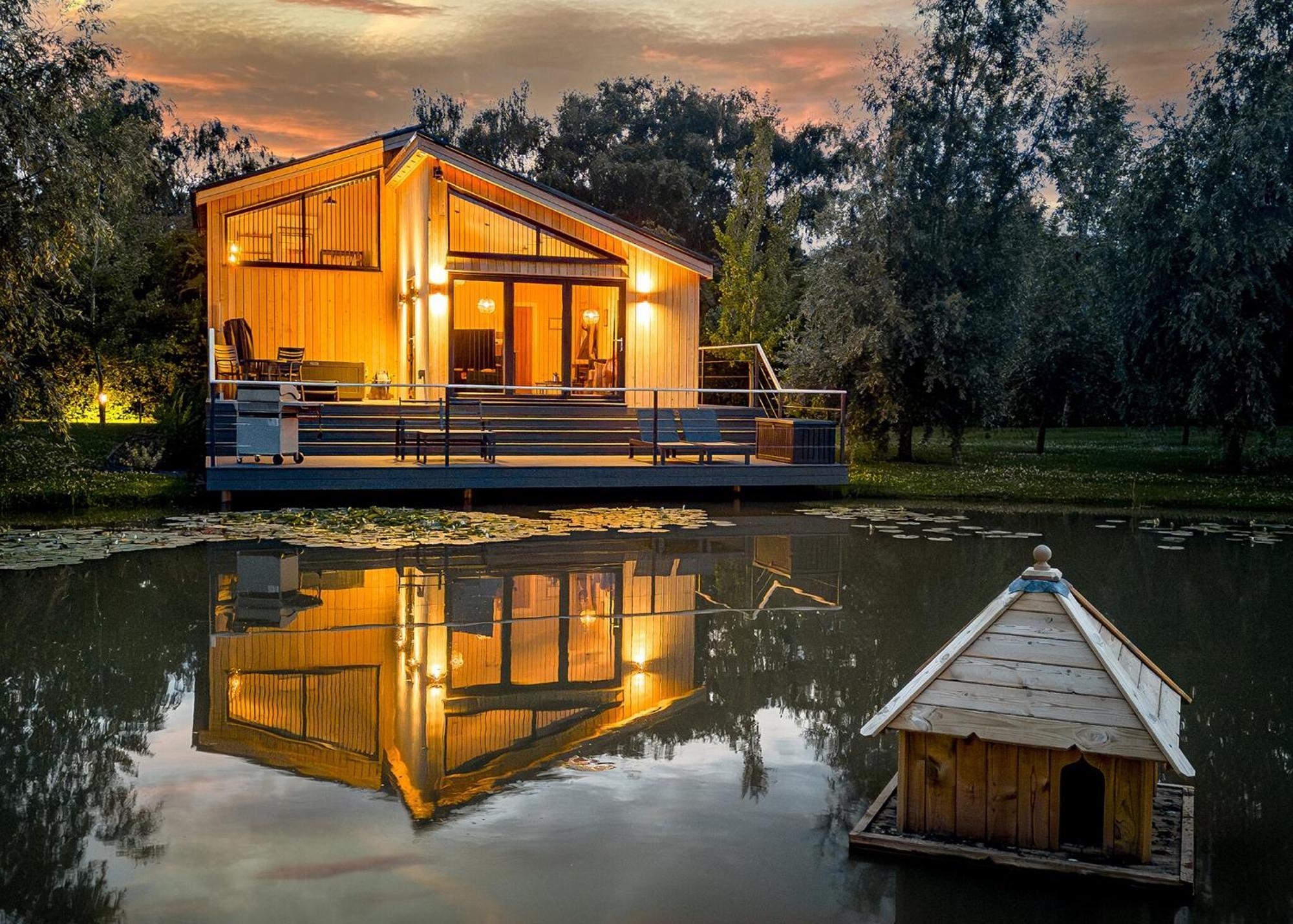 Woad Mill Lakeside Lodges Boston Esterno foto